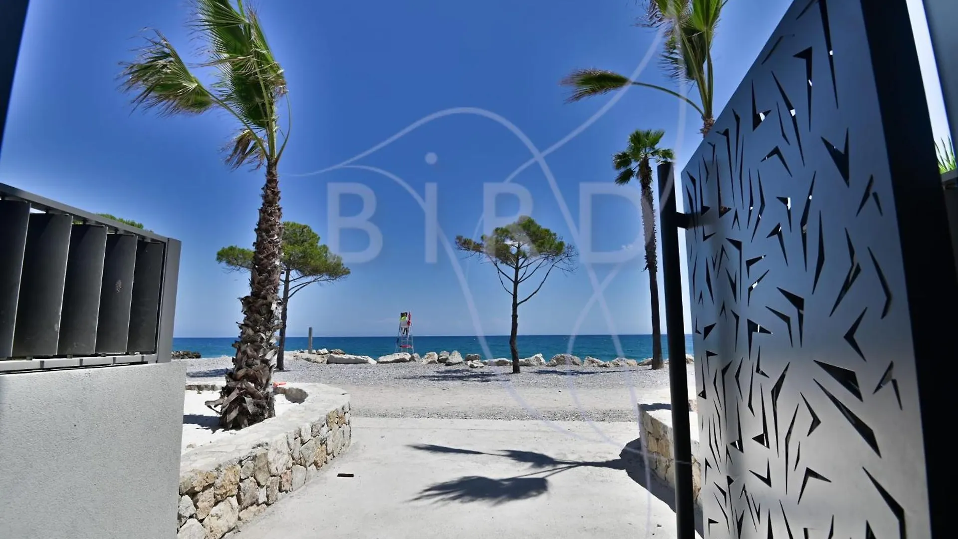Waterfront Apartment With Private Garden Villeneuve-Loubet France